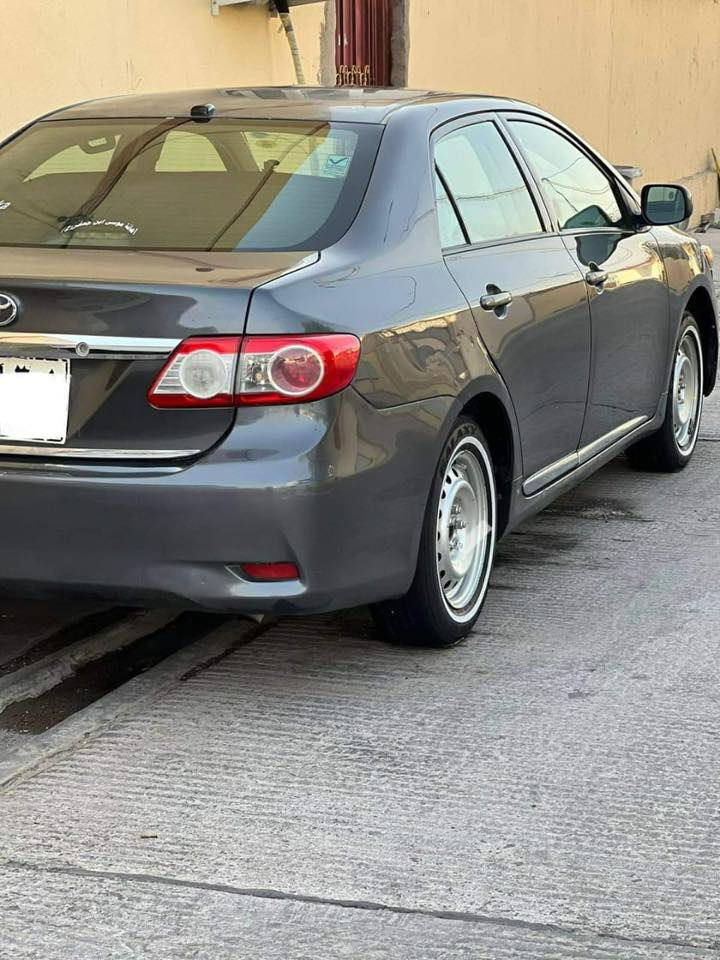 كورلا موديل 2012 السياره جاهزه من كلشي السعر 105 وبيها مجال قليل التواصل على الرقم *********** اني مكلف بالنشر
