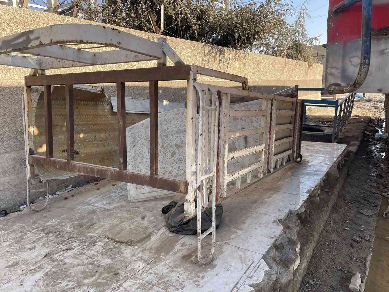 السلام عليكم شباب محجر دمعه للبيع قيم وخذ بليرضي الله مكان بغداد المعامل الحسينيه ***********
