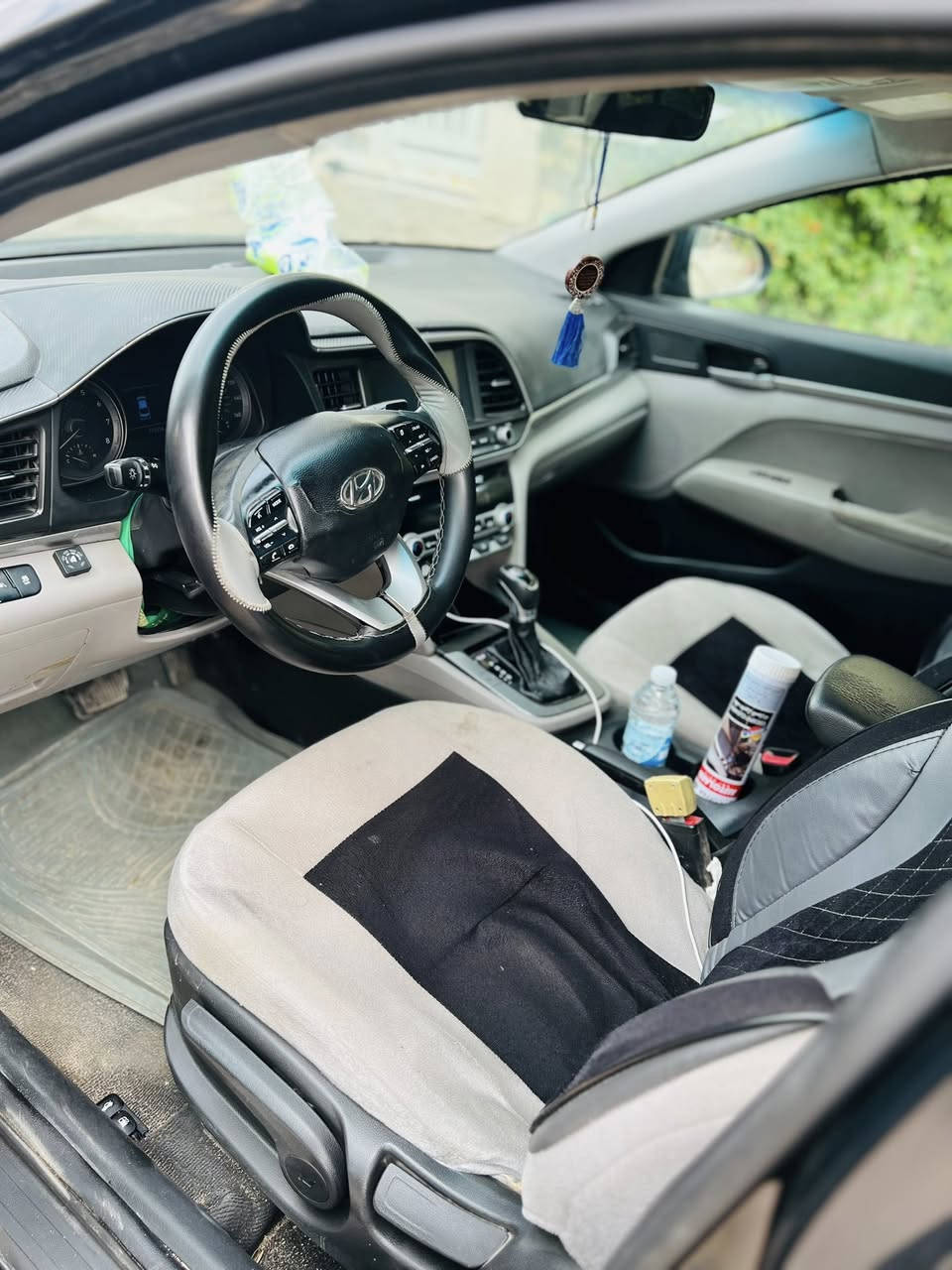 السلام عليكم
هونداي النترا

موديل 2020

وارد امريكي

رقم نجـف معوقين بعد سنه واتصير حره 
سياره ابسمنا 

ماشيه 100 الف حقيقي

سياره بيـها منظومة غـاز جديده بعدهي بالضمان

المواصفات

تحكم جهتين

داخل لونين

شاشه كامرا

ويلكب 17 مع تخم تاير

تبريد بيانو

مكينه 2000 دوش ما مفتوحه

حادثه جاملغ وباب وبنيد ونص من تكمه شرط 
سياره لبيل واحد نفسهن مصلحات القطع ضرر

لباقي مكفوله من صبغ 

علما السياره جاهزه من كلشي وكلشي بيه ع شركه مال جناي متصرف عليه الف دينار

السعر120  وبيه مجال بسيط

مكاني نجف ***********
