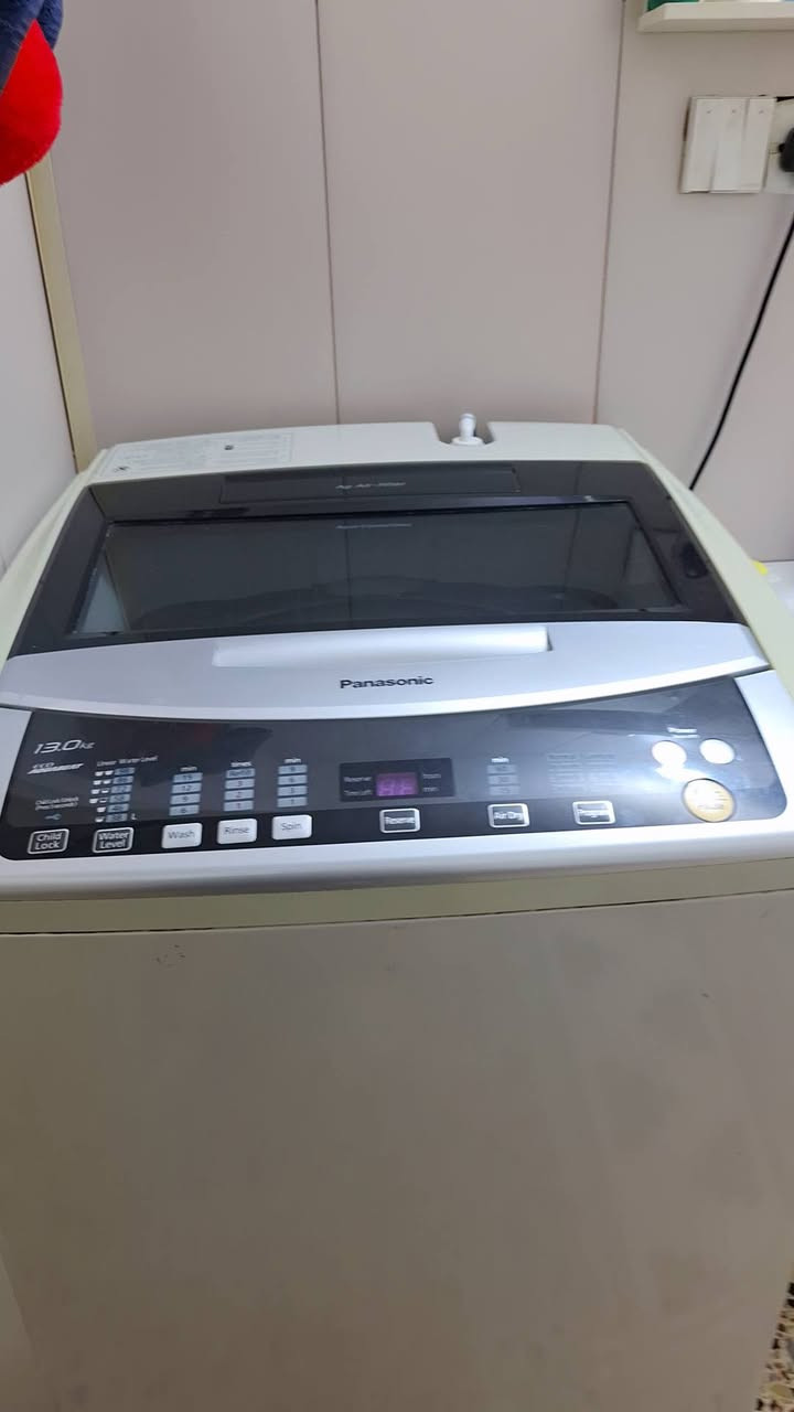 غساله ملابس ١٣ كليو باب لاول نظيفه بيه عطل بسيط
***********
