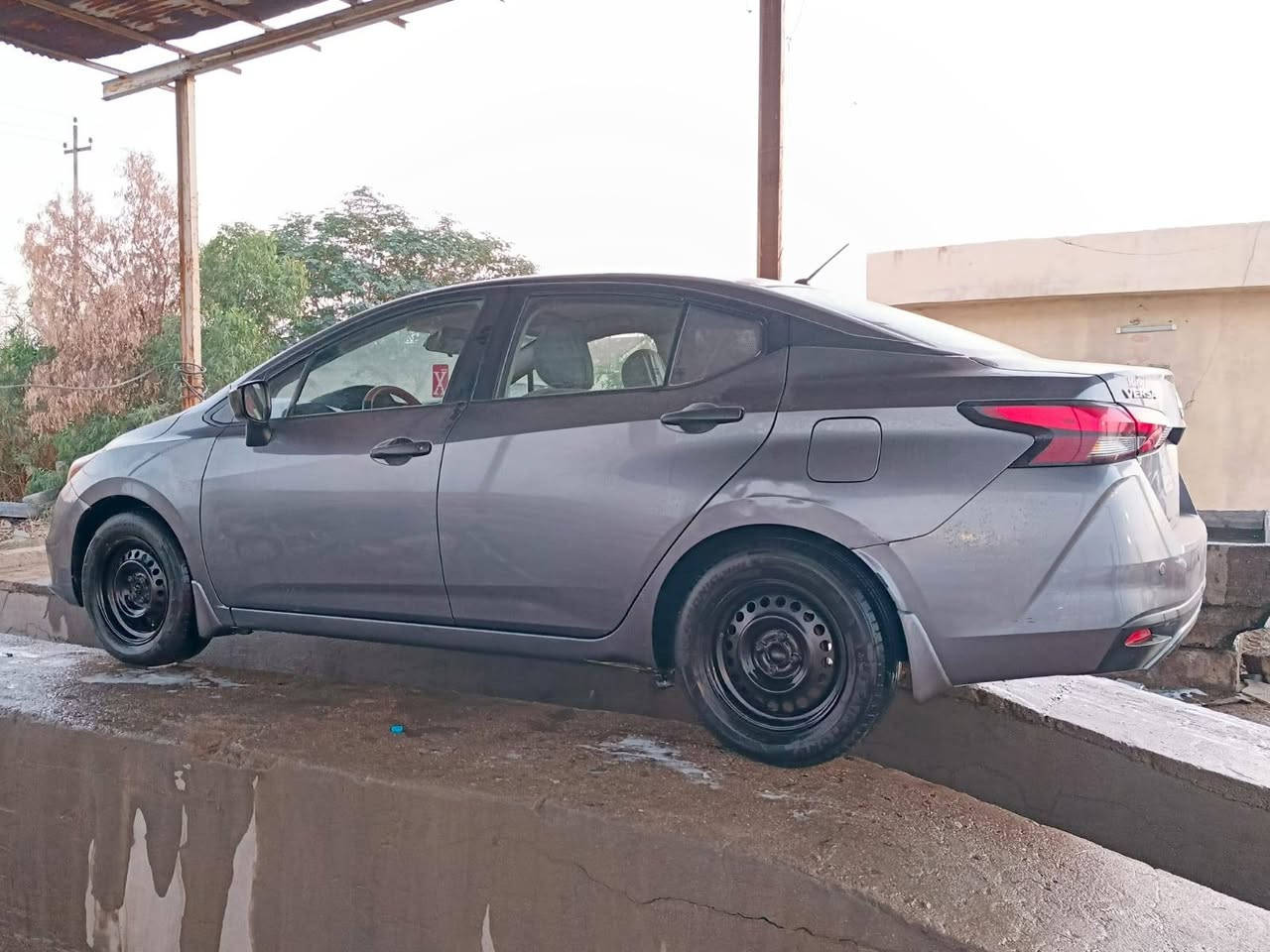 سلام عليكم نيسان فيرسه مديل 21سيار مكانه البصرة الجبيله سعر سياره 115اني مجرد مكلف بنشره ذا ماتشتري لاتعلق ***********رقم سياره بغداد
