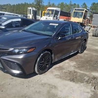 متوفر خط من البلديات الى زيونه او شارع فلسطين سياره خصوصي كامري 24 رقم...