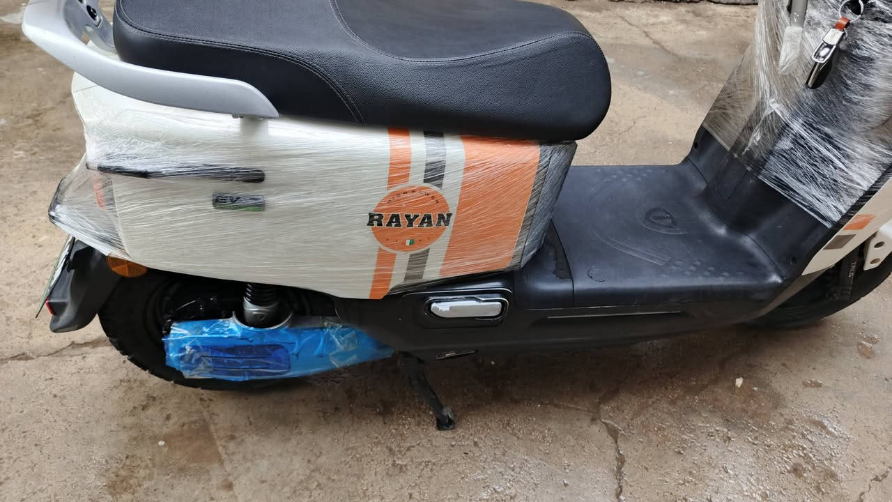 دراجه شحن ريان
بطاريات جدد
استعمال  شهر ونص
سعر ٧٠٠
مكاني بغداد الشعب
***********
