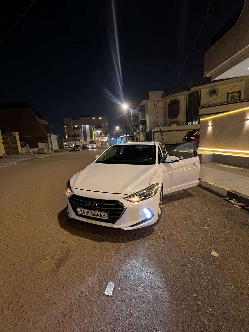 انتره مديل 2018 فول واحد ع واحد سياره جاهز من كلشي 
وارد أمريكي فول موصفات ظربتها جاملاق السعر 130$ 
***********

