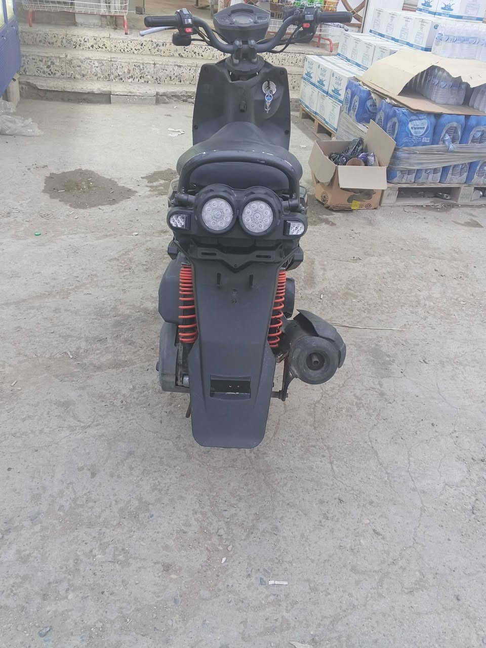 سلام عليكم دراجه سكنس جبلي للبيع
كفاله عامه صار شهر  من نازله  رمبه العنوان 
بغداد الزعفرانيه
***********
