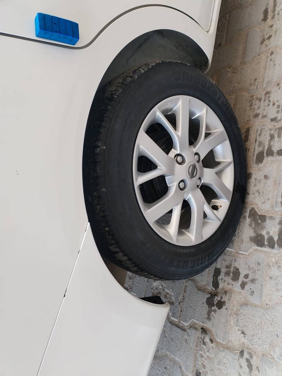 نيسان سني مصري 2023
كفاله عامه فقط الدعاميه الأمامية مبدله
الباقي كفاله اربع جام كهرباء قطعتين تبريد شاشة كامره وتحكم ستيرن حساسات خلفيه ويل كب إشارة بل مري السيارة جديده وحلوه مكينه حداديه جديده
العنوان نجف الاشرف 
السعر 115 وبيها مجال
الرقم
***********
