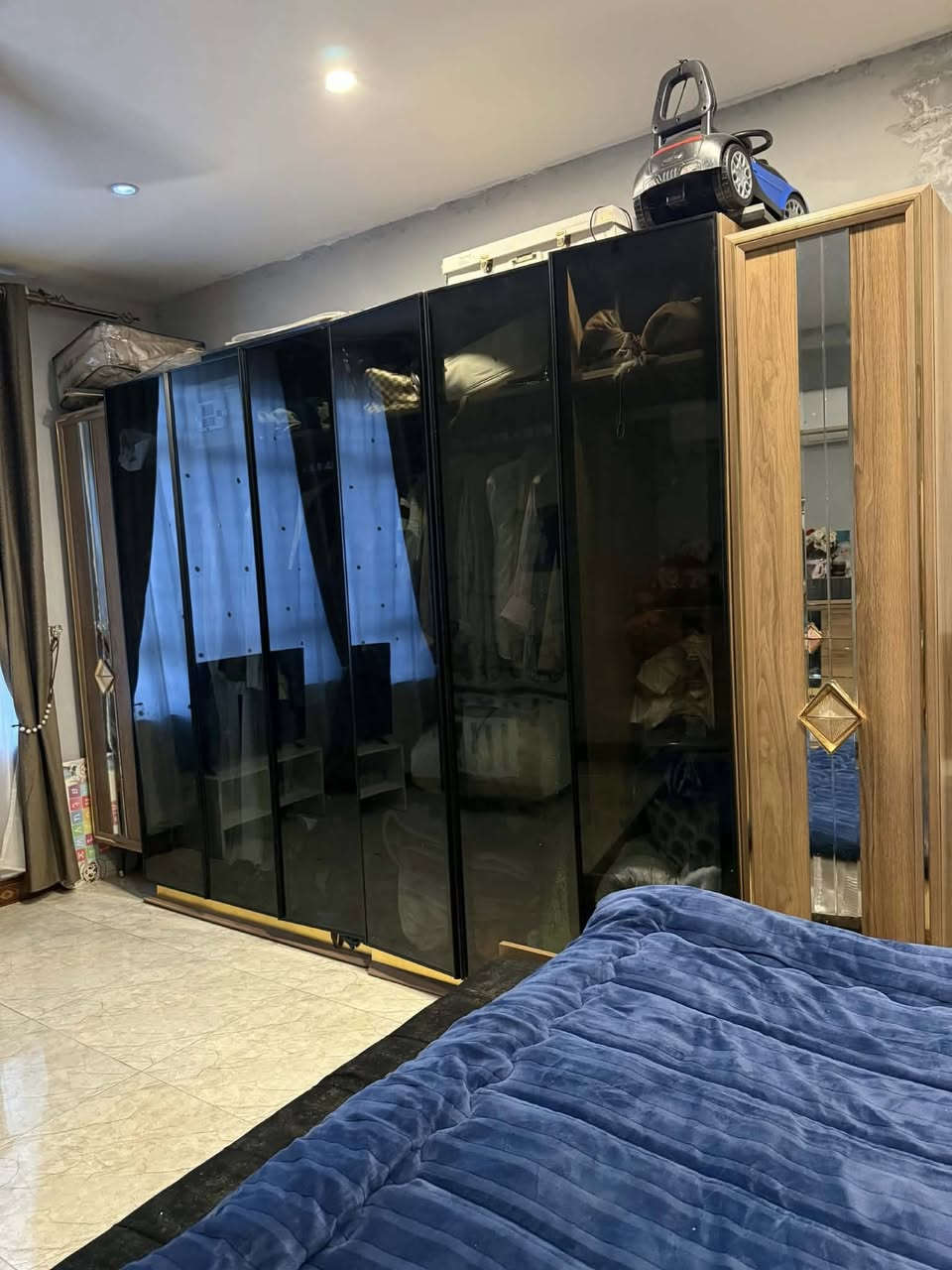 غرفة تركية للبيع مابيهه ضرر اخذتهه قبل سنة بملونين ٨٠٠ وبيها مجال ٨ قطع


**إذا كنت صاحب هذا الإعلان وتريد حذفه لأي سبب، رجاءا أرسل رسالة إلى الدعم الفني**