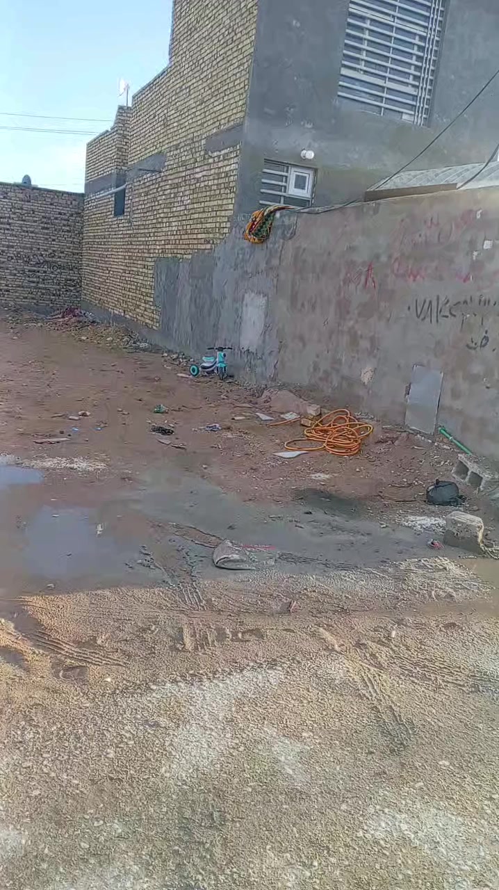 عرصه البيع بصوب ياعلي عمود 121
المساحه 
80متر
*********** الستفسار اتصل
