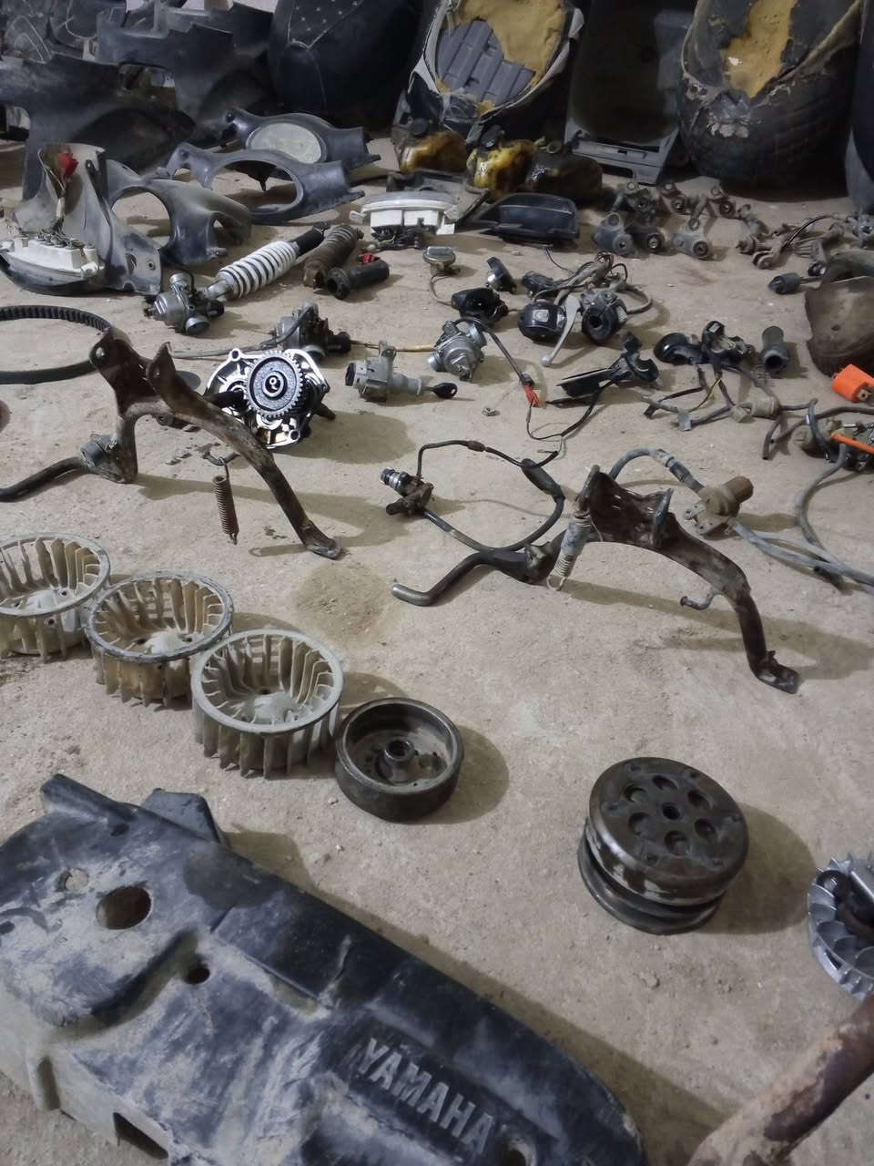 تفصيخ أغراض دراجه أكزز ياباني سرعته 100بسعار مناسبة جدا جدا للتواصل برقم ***********او مراسلة الصفحه مكاني بابل
