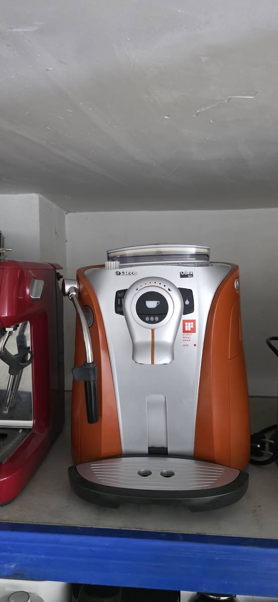 بسم الله وعلى بركه الله
تتوفر مكائن القهوه دولچي كوستو ونسبرسو بحاله جيده جدآ ونضافه 90 ٪ باله كويتي مكاني البصره
 يتوفر توصيل لجميع المحافظات
للاستفسار مراسله الصفحه او الاتصال عالوتساب ***********
