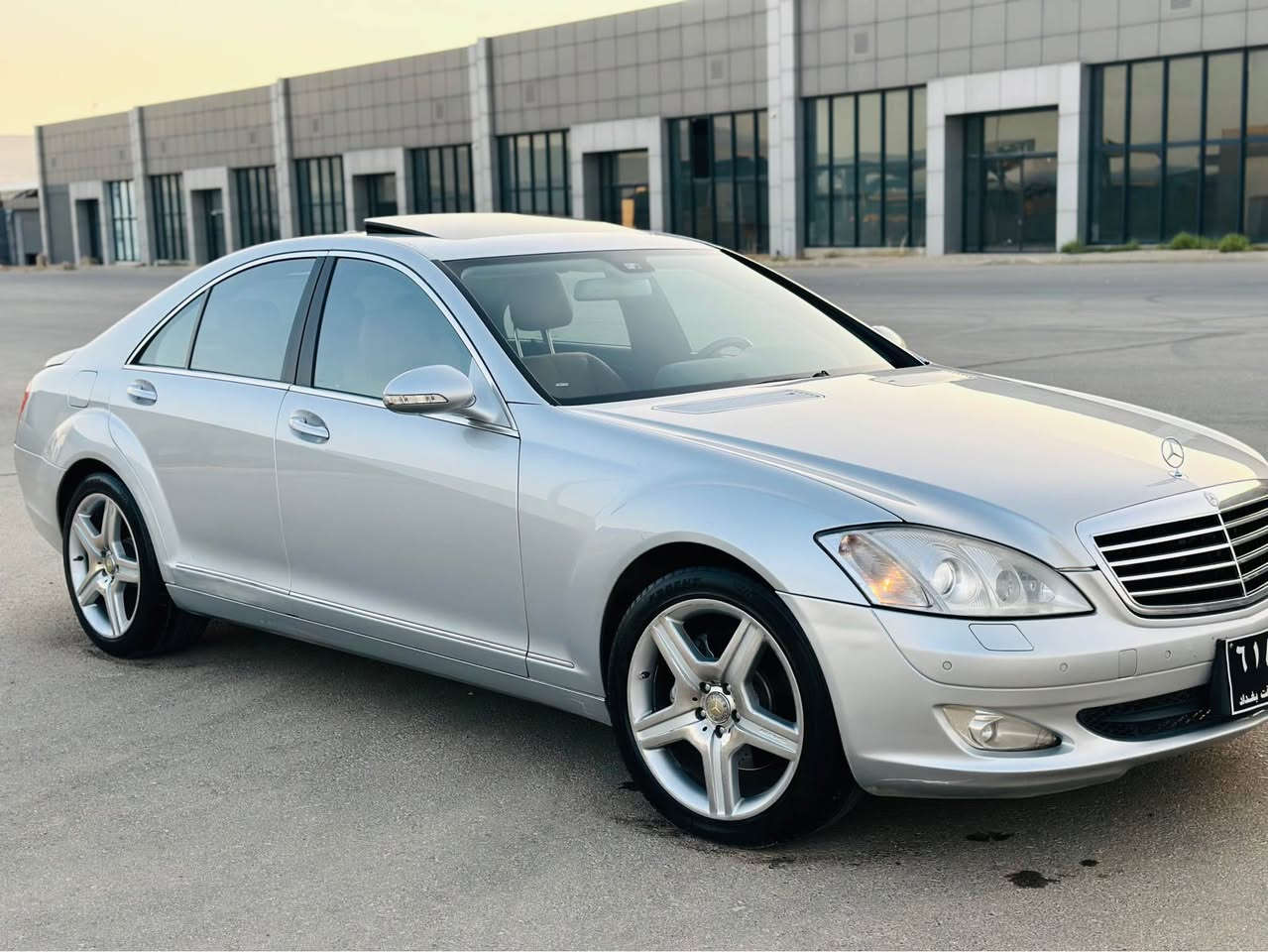 مارسیدس ساخ ساخ ٢٠٠٩ (٥٥٠)s
سڵاید  جلد و هیتەر پەردە پێشوو دوا حاسە ناو قەیسی
بێ بۆیاخ لۆک لۆکە سەیارەکە
گێڕ و مەکینەو دعمو لیدراو ساردو گەرمی بە شەرت
دەبڵەکانی مەزبووت ئیشەکات ٤ تاییەی لۆک 
سعری کۆتای ٧٥ گەڵا
***********
*********** Singapore
