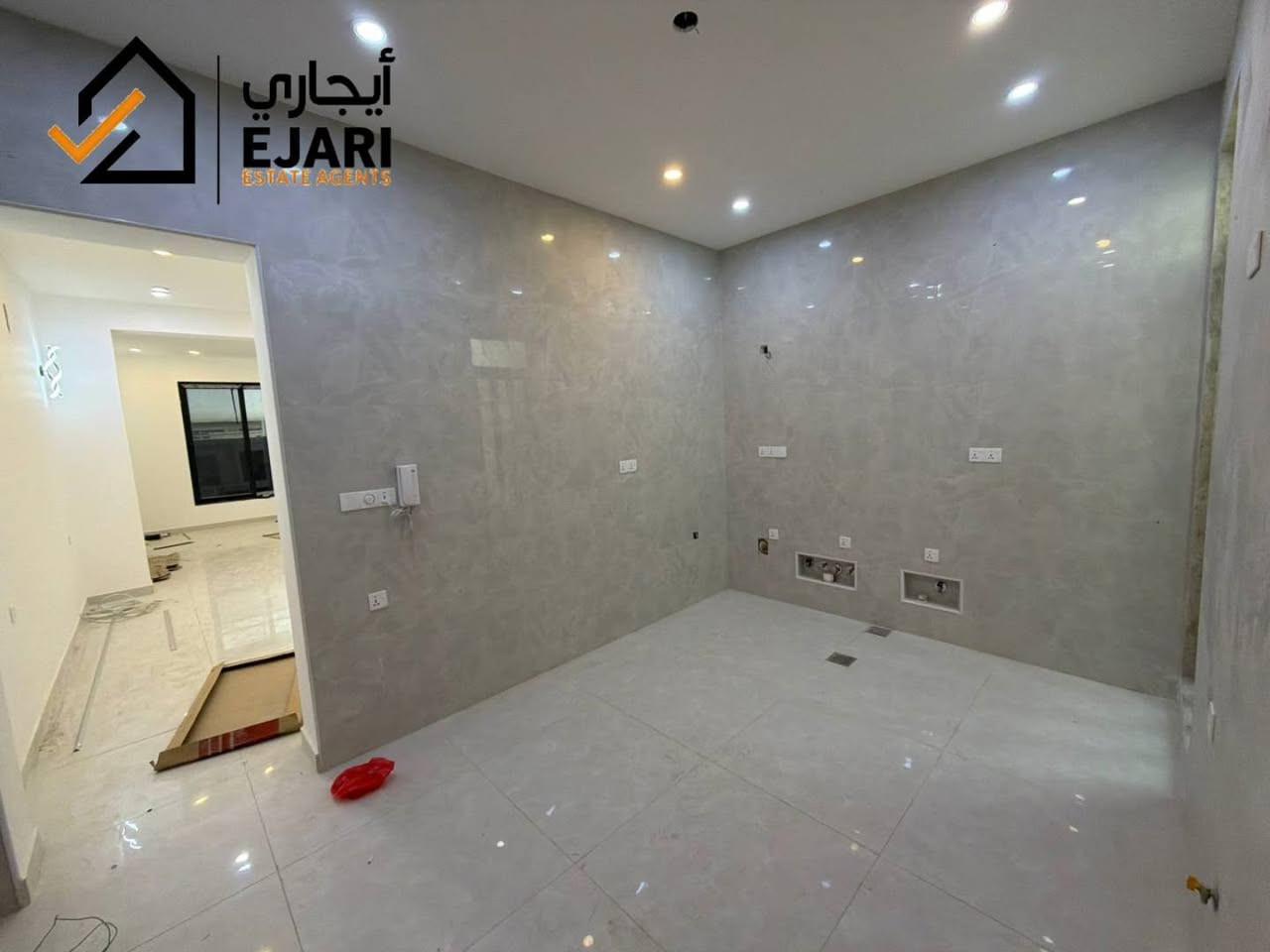 اعلان ايجار 
Ejari  إيجاري 
يوجد مشتمل في منطقه الحارثيه قرب ساحه النسور فرع هادئ بناء حديث مودرن  غير مسكون مساحه ١٠٠ متر علما كهرباء ٢٤ ساعه وطني مجهز سبالت+كاونترات مطبخ  
يحتوي ٣ غرف +صاله +هول +مطبخ +حمام عدد٤ +بيتونه كبيره يصلح سكن للشغاله 
للاستفسار  ***********
اذا مهتم بالسعر اكتب رقم 10 سوف يتم الرد خلال ثواني 
نقدم خدمه  اداره العقارات في جميع مناطق بغداد في حاله انك مشغول او امسافر وماعندك وكت اتابع البنايه او اي عقار يمنه الحل ايجاري بديل  
يلبي طلبك وانت مكانك بطرق حديثه 
او زيارتنا الى موقع الشركه في حي الجامعه الفرع مقابيل كليه الاداره والاقتصاد فرع مدرسه المباهج👇
 https://maps.app.goo.gl/uwkk4QPYd5EgivjP8?g_st=iw

 للمزيد من العروض يمكنكم الانضمام قناه التلكرام👇
https://t.me/omarEjari

وتساب 👇 فقط رسائل 
https://iwtsp.com/9647754445448

 التيك توك 👇
https://www.tiktok.com/@ejari86?_t=8V089pzmx7t&_r=1

 قناة  YouTube 👇

https://youtube.com/channel/UCPxpJjtiuOb1RoTmh_X9cZQ

#iraq #baghdad #kurdistan #iraqi #properties #property #investment #openhouse
#propertyinvestment #luxurylifestyle #apartment #sold #rent #apartments
#عقارات_المنصور #للايجار #ايجار #مجمعات #شقق #إيجاري #الجامعه  #المجمعات #شقق #سكني #اليرموك  #السلام #اليرموك #الجادريه #تجاري #الداوودي
