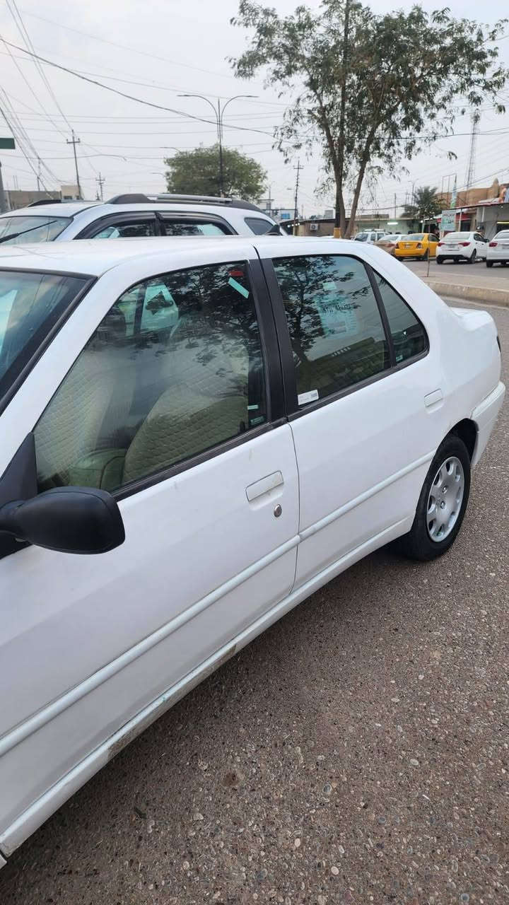 للبيع بيجو 306  بغداد مشروع وطني
التحويل ثاني يوم شرط 
السيارة نظيفة مابيها اي جطل  
حدادية تايرات   كلشي جديد 
السيارة بيها ضربه خفيفه  بالجاملغ الخلفي والبنيد مرشوش فقط
السعر 43 وبيها مجال بسيط 
مكان السيارة العلم 
للأتصال ***********
