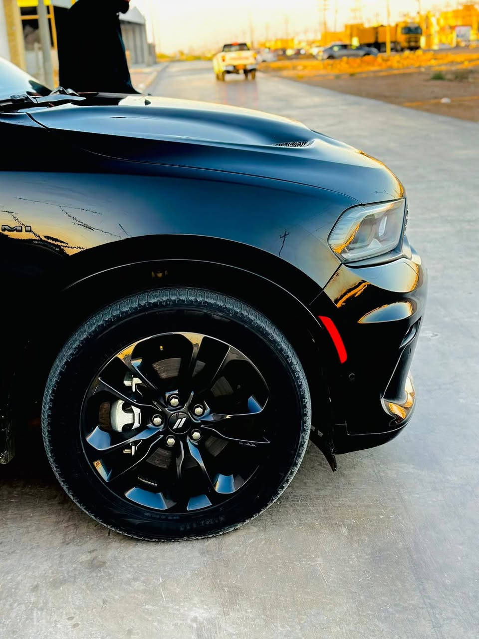 سيارة دوج  دارنكو  الموديل 2022 سيارة مواصفات فول ماعده الفتحه حادث باب خلفي  وره  السايق وبابين مكينه 5700  8سلندر  مصبوغات بأمريكا  سياره كفاله عامه و ماشيه 31  بغداد تحويل ثاني يوم  للستفسار على رقم ***********
