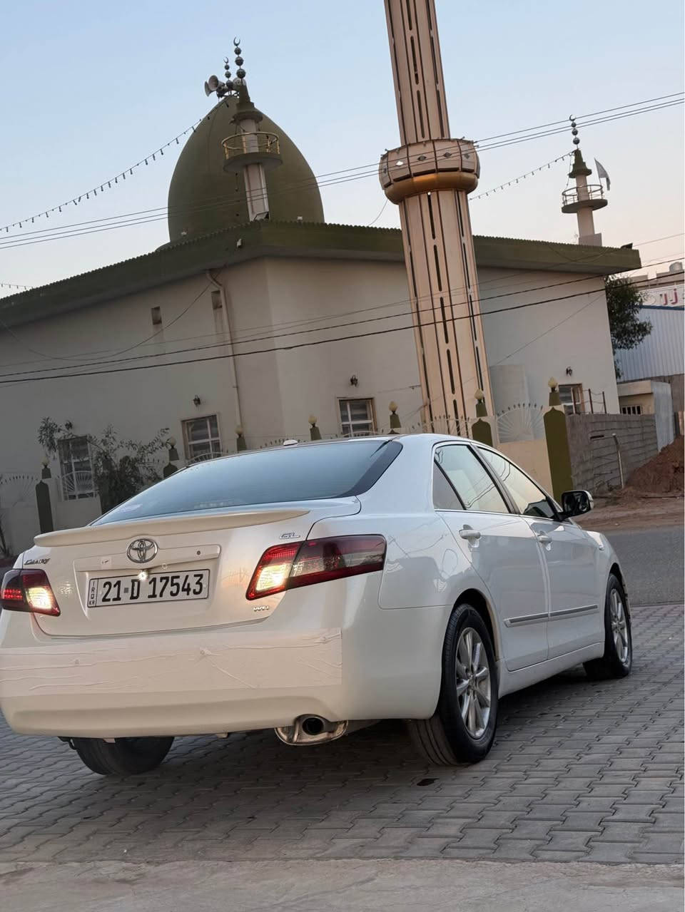 كامري GL خليجي 2010 
سيارة ابيض صدفي نضافة فول 100%
تايرات و باتري جديد 
ماشي 175km 
مواصفات : داخل اصفر و دعامي حساس و كاميرا و شغال عن بعد 
كير و محرك بشرط مابي عيب 
بيها قطعتين جاملخ و بونيد بدون دواخل 
سعر 121 ورقة 
ر.م :*********** 
ر.م :*********** كركوك, العراق
