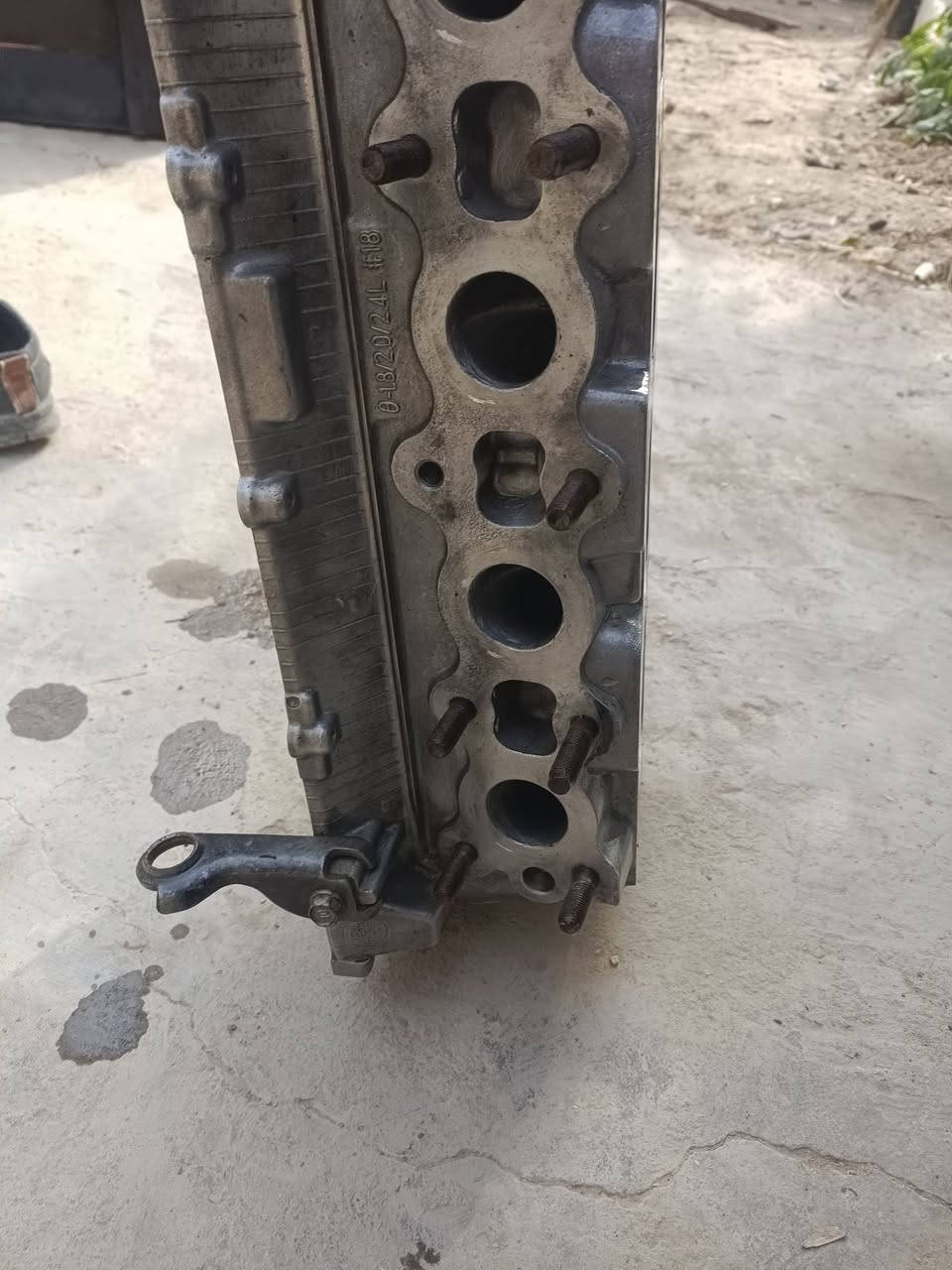 السلام عليكم
كور 2400
ع الفحص 
سعره 75
ملحقات قبق ولفات 
وجه مكينه الي يريدهن يتصل 
مكاني حله
***********
