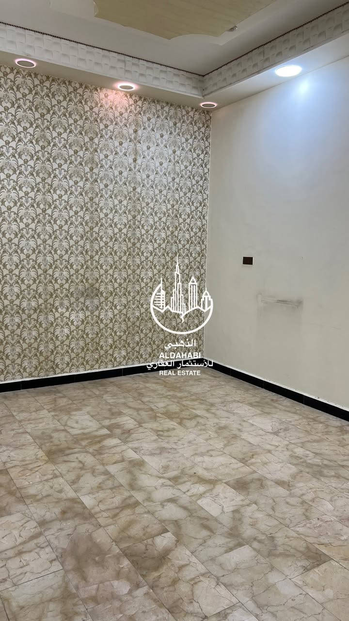 للايجــــــــــــار ✅
.
مشتمل ارضي معزول للايجار في دور النفط بناء حديث ديلوكس 

مواصفات المشتمل / 
.

غرفه ، استقبال ، صاله ، مطبخ ، طارمه ، صحيات 

سعر الايجار 650 الف قفل  

.
✅ الذهبي للاستثمار العقاري ✅

#مجــــــاز_قانــــــــونيــاً
—————————————
#ملاحظه لعملائنا الكرام يتوفر لدينا عروض عقاريه بيوت للبيع والايجار في كافة مناطق محافظة البصره كذلك يتوفر لدينا بنايات تجاريه للبيع في مناطق ممتازه بوارد شهري ممتاز 
‏‌‎ للمعلومات اكثر التواصل على الارقام الموضحه او زيارة
الموقع 
البصره_ شارع عام حي الزهراء _ قرب مستشفى النفط
***********
***********
