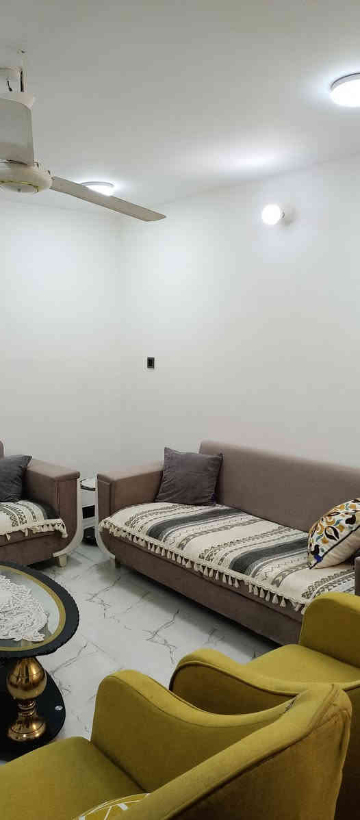 بيت طابو صرف للبيع المساحه130متر يحتوي على غرفه

وصاله وأستقبال ومطبخ وصحيات وگراج سياره العنوان 

طويريج  شارع اربعين خلف الكفيل للأستفسار أكثر 

***********

***********
