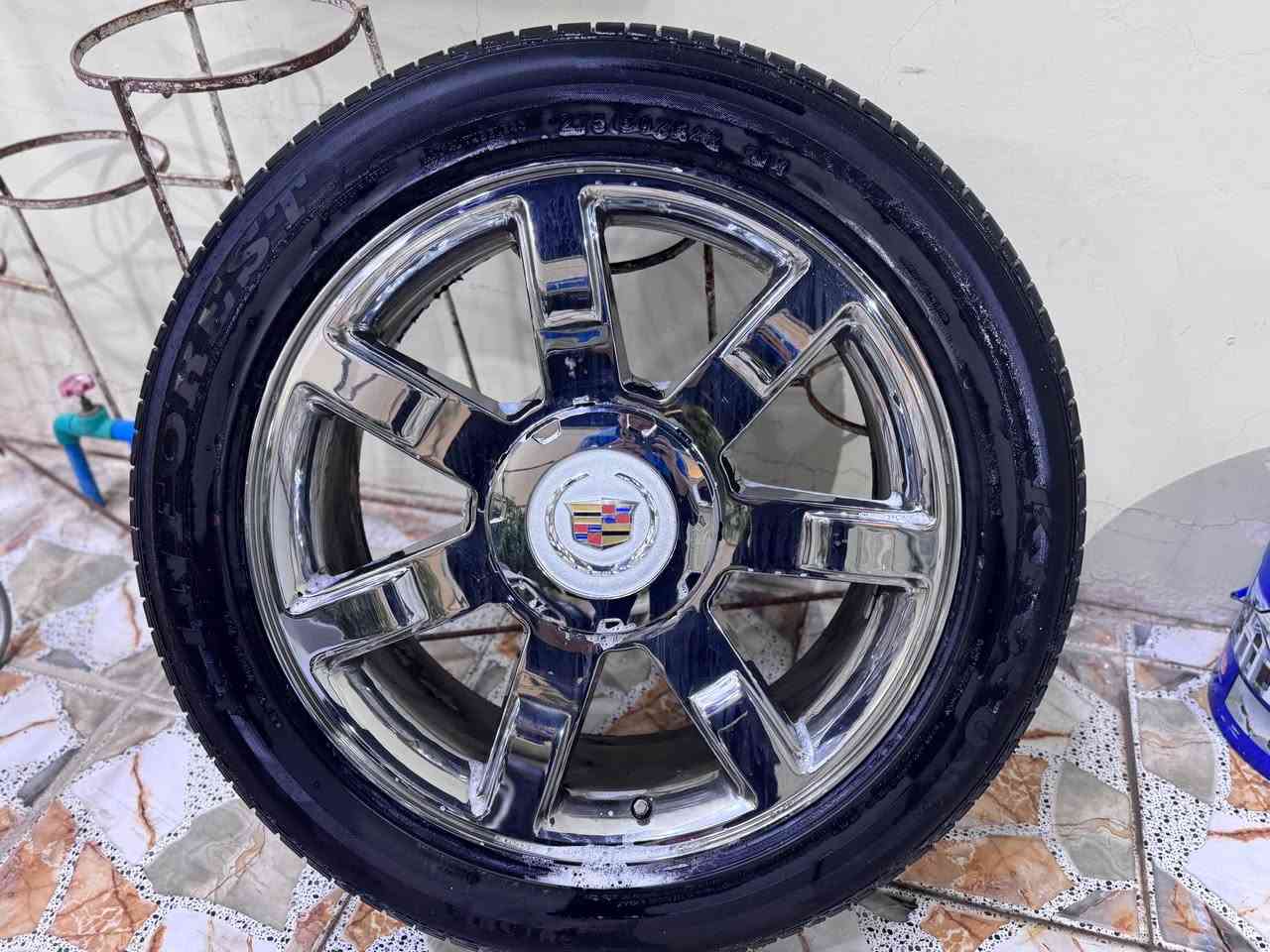 السلام عليكم ويلات كدلاك يرهم جمسي شيفرليت حجم 22مع تخم تاير جديد السعر 8ورقات وبيهن مجال للتواصل لاتصال *********** البصره المدينه الرياضيه البصرة, العراق
