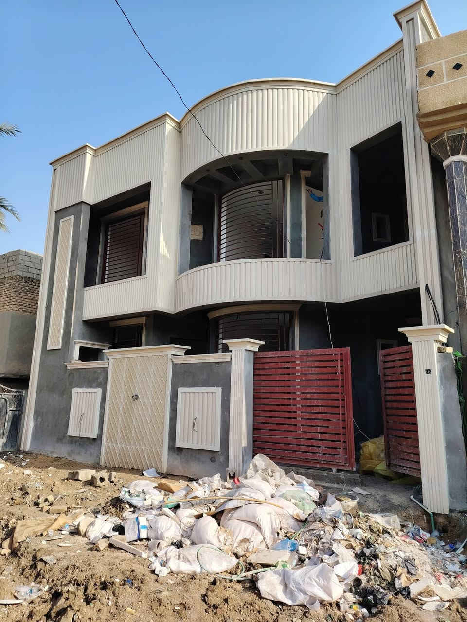 (  على استعداد لتنفيذ جميع اعمال الديكور  ) 
 بأقل الأسعار بدقة وحرفية عالية فريق عمل متكامل متخصص لخدمتكم، أعمالنا تتحدث عنا، الإلتزام بأعلى درجات الجودة ودقة المواعيد شعارنا. 

خدمات عالية المستوى سرعا في الإنجاز  لجميع المنشآت السكنية من قصور وفلل ومنازل ومجمعات تجارية تسليم هندسي.... 
*احدث تصميمات عصريه ديكورات منازل وترميم تركيب جبسون بورد جبصين عربي قرميد 
*احدث انواع الديكورات المنزلية 
* احدث ديكورات بديل الرخام و الخشب 
* احدث ديكورات الجبسم بورد   
* تصفيح أسقف فلات 
* تركيب خشب الارابيسك cnc 
* تركيب قواطع جبسم بورد 
* تركيب قواطع سمنت بورد 
*  تركيب  الفورسيلنج البلاستيك الملون والابيض
* تئسيس وتشطيب دهان كافة الديكورات دهان ساده أو ديكور
* بأقل الأسعار نعمل بجميع المحموديه وأطرافها 
* هاتف : 
***********
***********
بادارة ..غسان جمعه
