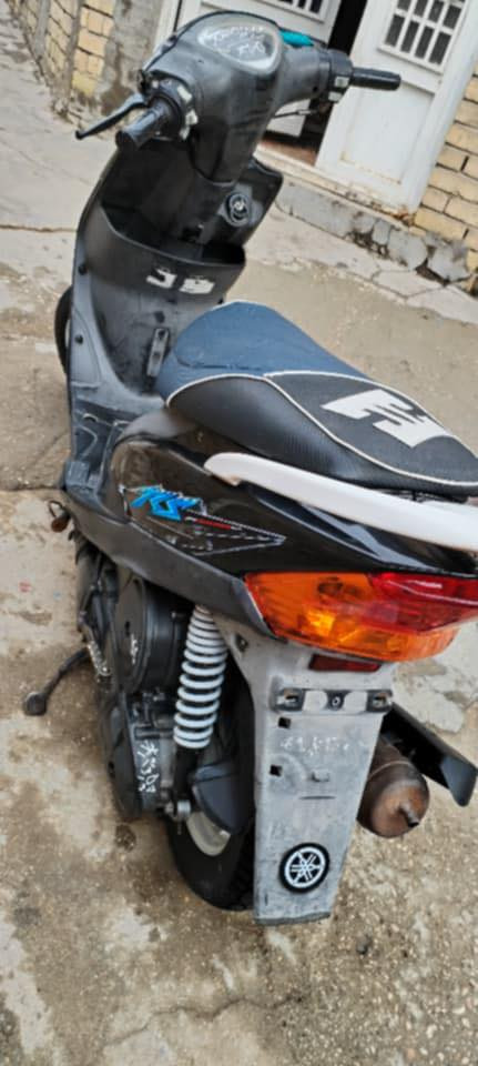 السلام عليكم دراجه ماكس عدله للبيع مستعجل عله بيعتها عوزها باتري لومكثف مال شحن محرك ناعم دراجه نضيفه سعرها ٤٥٠ قفل مكاني كربلاء رقم الهاتف ***********
