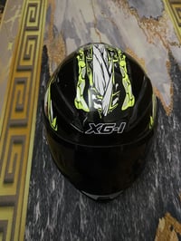 خوذة • حديثه