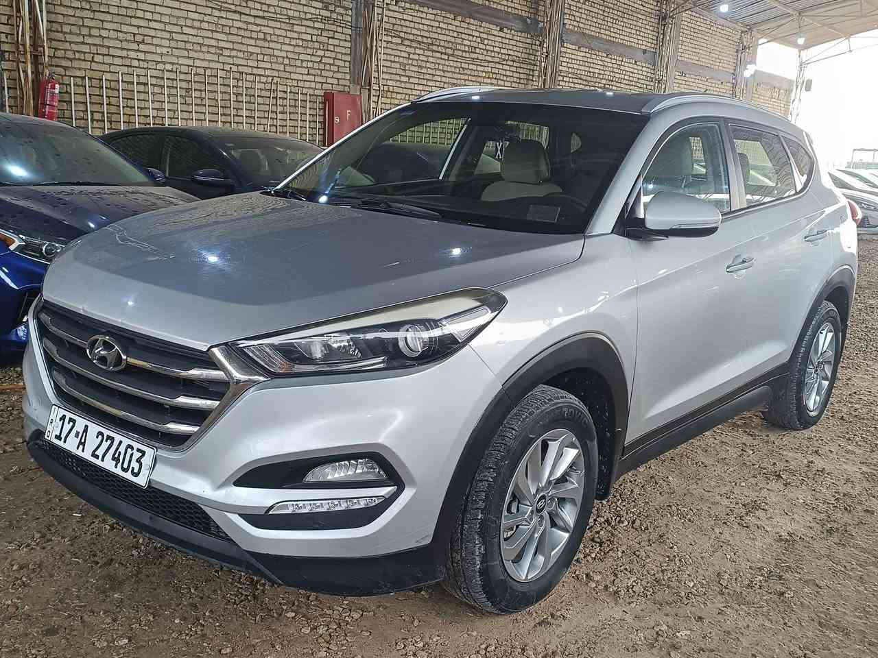 توسان خليجي لبيع ٢٠١٧محرك ألفين  كامره حساس خلفي تحكم ستيرن مري شفط رقم مثنى بسمي  بيه رشات صبغ مال الخليج السعر ١٥٠ ورقه الشراي يتصل *********** موجوده بسماوه المركز
