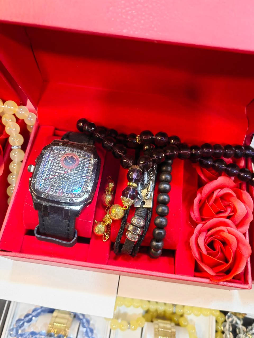 توصيل موجودة ان شاء الله
***********
