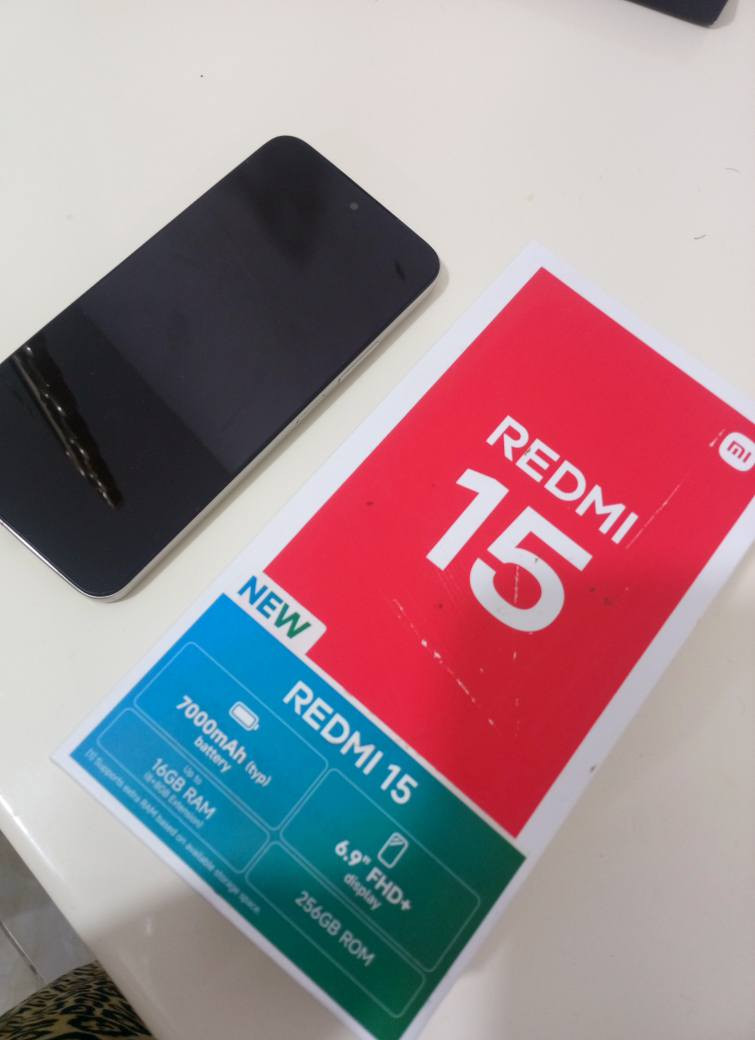 سلام عليكم موبايل نضيف جداً ستخدم قليل البطاريه 97موصفاته كلش حلوه السعر 160وبي مجال قليل مكاني النجف الاشرف قري الغدير الاستفسارا ***********
