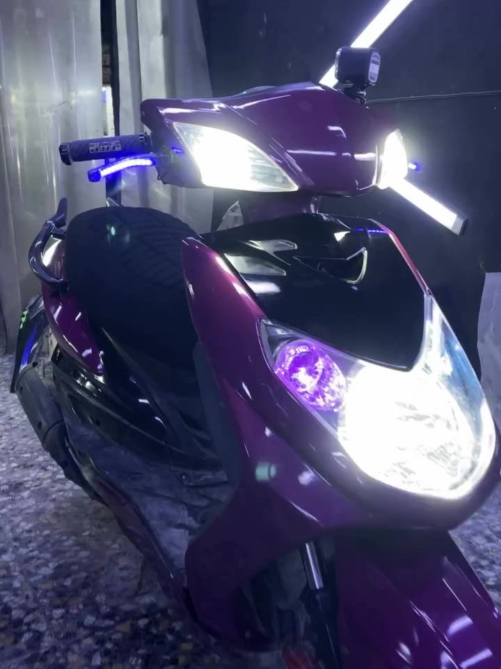 سلام عليكم دراجه سكنس فحل للبيع السعر 750 قفل الرقم ***********
