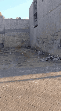 للبيع قطعة أرض – منطقة أبو درع
المساحة: 75م
واجهة: 5م × نزال: 15م
قريبة من الشارع العام
الموقع: مقابل قطاع 78 – فرع ماركة الوردة البنفسجية
📞 ***********
