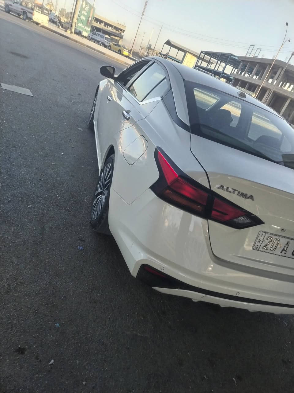 نيسان التيما 2024 دخول جديد وارد امريكي ضرر بسيط  بدون دواخل لغد شاصي بدنه براكيت راديترات كله بلادي نصبه احله من الصور .
محرك كير صدر تبريد كهربائيات كله بلادي اي عطل ماكو واي نقص ماكو بل سياره 
محرك 2500
بصمه تشغيل وابواب وجنطه
تشغيل عن بعد 
رادار امامي (تحديد مسار .توقف داتي 
رادار خلفي ( 
رادارات جانبيه ( تحديد النقاط العمياء )
شاشه لمس 
كامره خلفيه 
حساسات خلفي
فول تحكمات ستيرن
كروز مثبت سرعه
لايت زينون عدسه بلادي
لايت Led نهاري
منافذ usp/ tip-c
4 دسكات/ Abs
السياره جاهزه وجديده جداً مابيه اي نقص *********** (السعر160) وبيها مجال مستعجل على بيعتها
