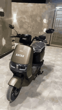 دراجه تيسلا للبيع قبل شهرين اخذتها بعده جديده شركه طاليج دراجه نضيفه بعدها ب كارتون ماخذها من محمد الوكيل مصنع الريان للاستفسار ***********
مكانها بصرة اصمعي القديم قرب جسر جويعد سعر 800 بيها مجال بسيط كلش لأن ماخذها غالية وشكرا
