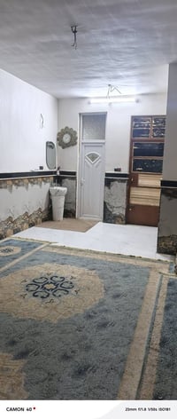 دار للبيع طابقين 150م (خلفي) * المستوى: بناء عالي عن مستوى الشارع.   *...