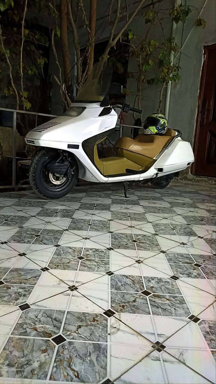 سلام عليكم هوندا فيوجن للبيع دراجه تعمير جديد لايت زنون تحكم بجهاز اشاير زنون ابيض تخم تاير معدل فوك110دراجه مال جناي السعر1250وبيه مجال اي ستفسار خاص مفتوح❤️


**إذا كنت صاحب هذا الإعلان وتريد حذفه لأي سبب، رجاءا أرسل رسالة إلى الدعم الفني**