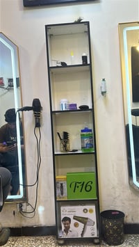 قواطع للبيع السعر 50 الف مكاني بغداد الشعب ثعالبه   07710214408