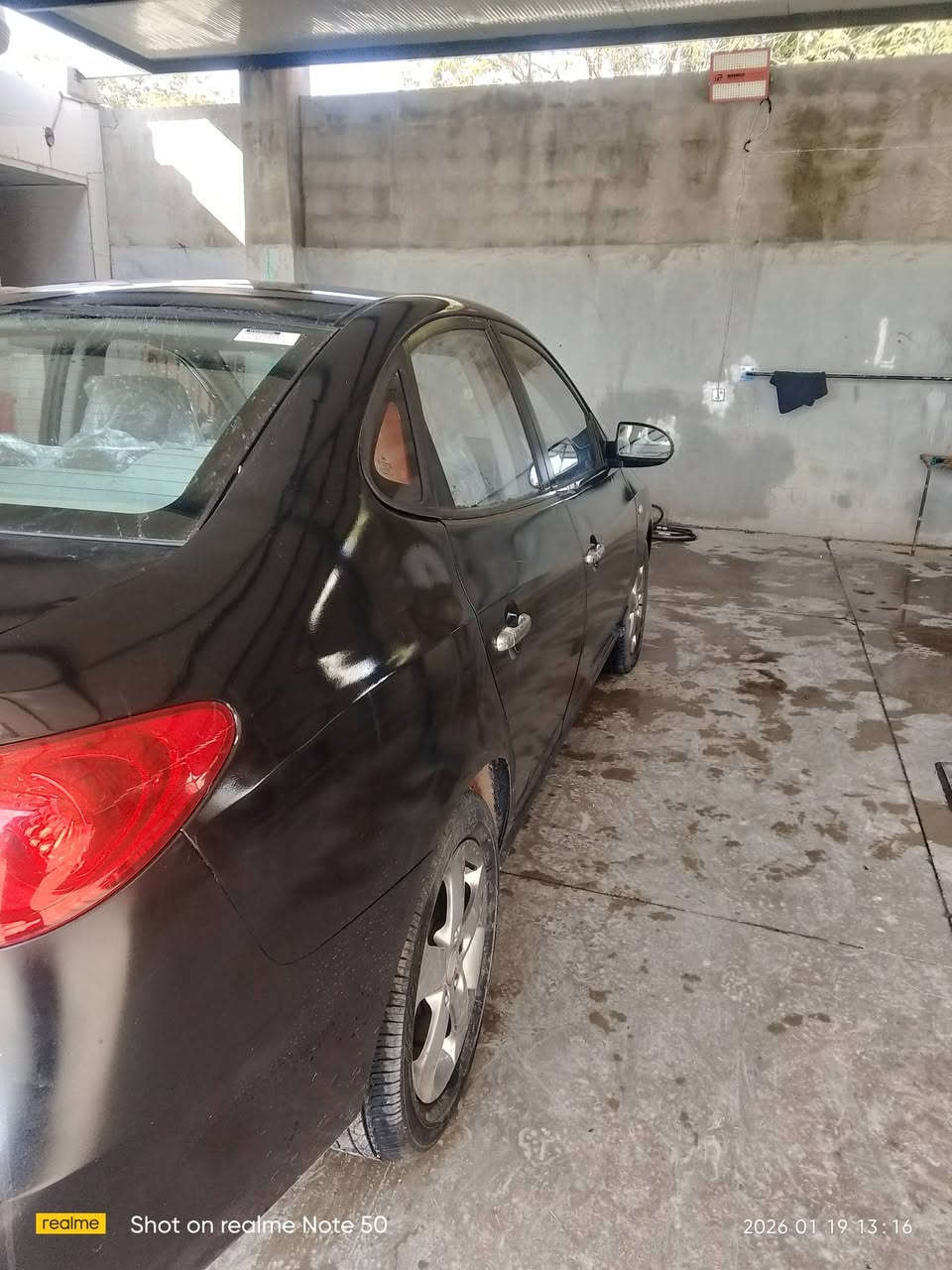 ئاڤانتی 2008 گێڕو مەکینەو تەبریت ساردو گەرم کەڤەر سەقف هەموی بەشەرت 147هەزارڕۆشتوە دوسوچی لەگەڵە بەسمەشی بۆکراوە شوێن کەلار ***********
