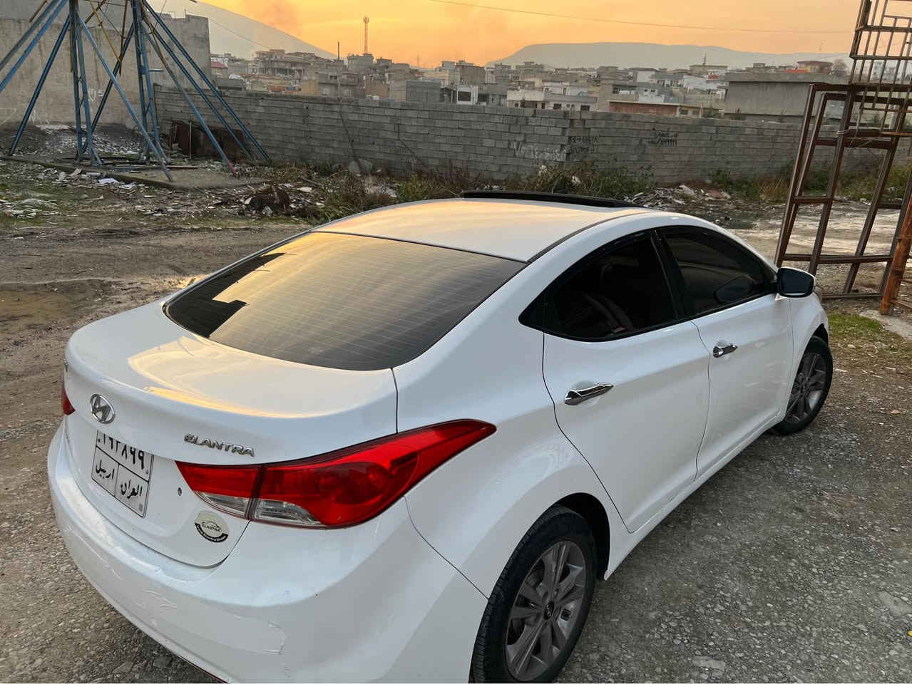 النترا مودیل ٢٠١٣خلیجی سیلایتی ماکینە ١٦ نەکرایتەوە  دوو پارچەری سبوخە بونیت بەدل شرکیە  ٢ وەرقە نیو غرامی سەر  سەعر ١٠٩ وەرقە پیجەک مەجالی تیدا 
*********** أربيل, العراق
