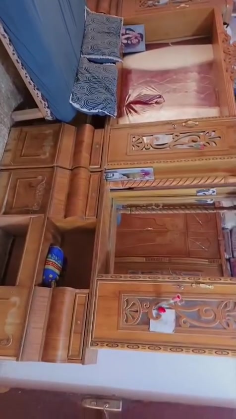 غرفت اخشاب لبيع مستعمله نضيفه
باقيي التفاصيل ع *********** خاص ما متواجد
دوانيه حي العسكري ال 3
