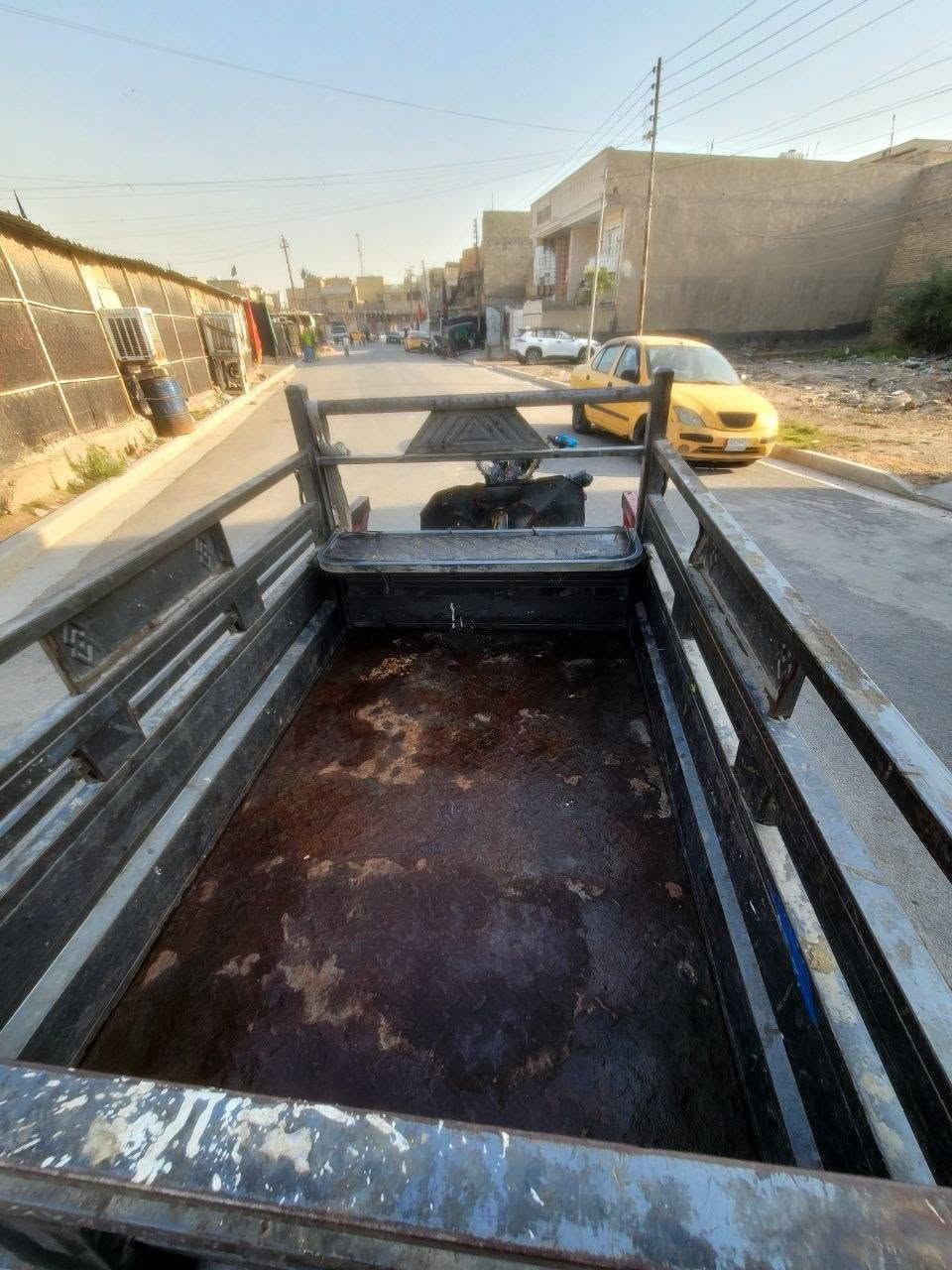 السلام عليكم ستوته شحن للبيع أكبر حجم 6بطاريات اربعه جدد واثنين نص عمر مديل 2024 الستوته حلوه اتفيد الي على باب الله يحتاجله ترتيبات وسعره مناسب السعر 700وبيه مجال مكاني بغداد الشعب رقم ***********
