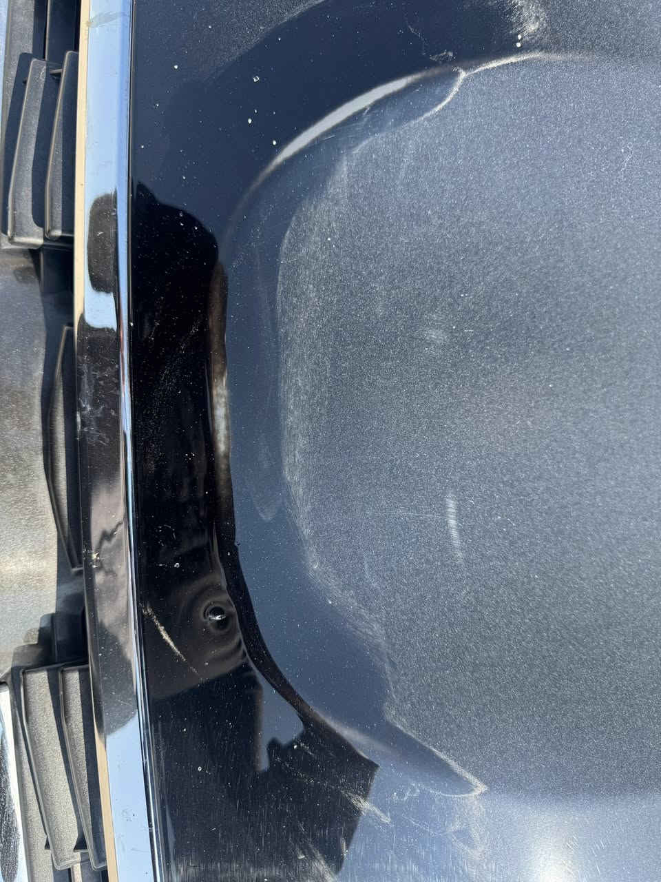 سلام عليكم للبيع لاندكروز 2017 محرك (8) السياره مكفوله من الصبغ والتبديل و التكحيل فقط بلقماره مكانات جلح السياره ماشيه 212الف 
ملاحظه/ رقم السياره مو وياه 
السعر/480 وبيه مجال 
السياره شرط التحويل
***********
مكان السياره/ صلاح الدين بيجي 
وكلشي اكو بلسوك
