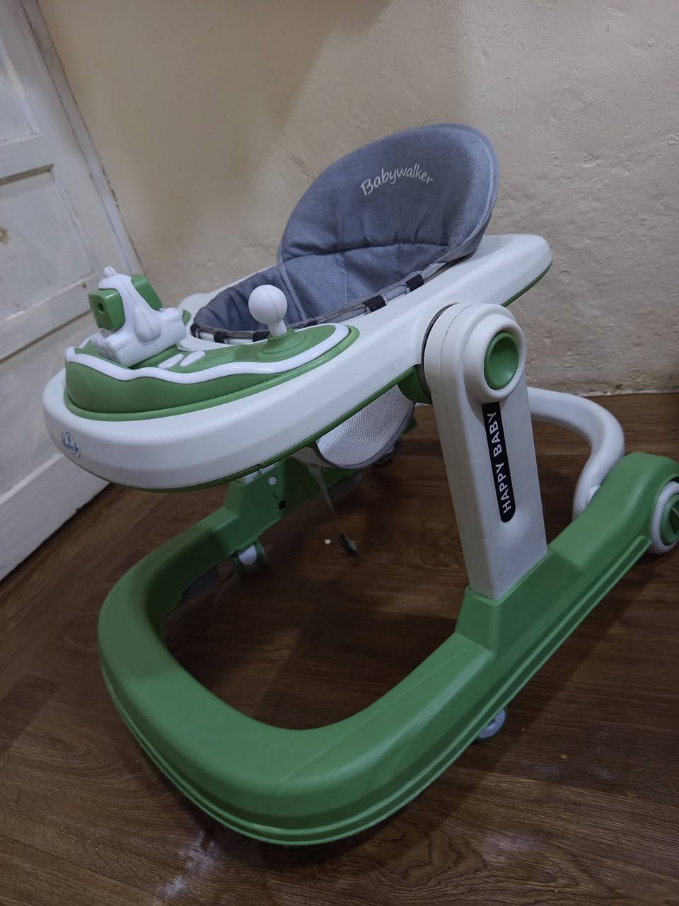 للبيع استخدام قليل والقطع كُلش نظاف حجلة ومقعد


**إذا كنت صاحب هذا الإعلان وتريد حذفه لأي سبب، رجاءا أرسل رسالة إلى الدعم الفني**