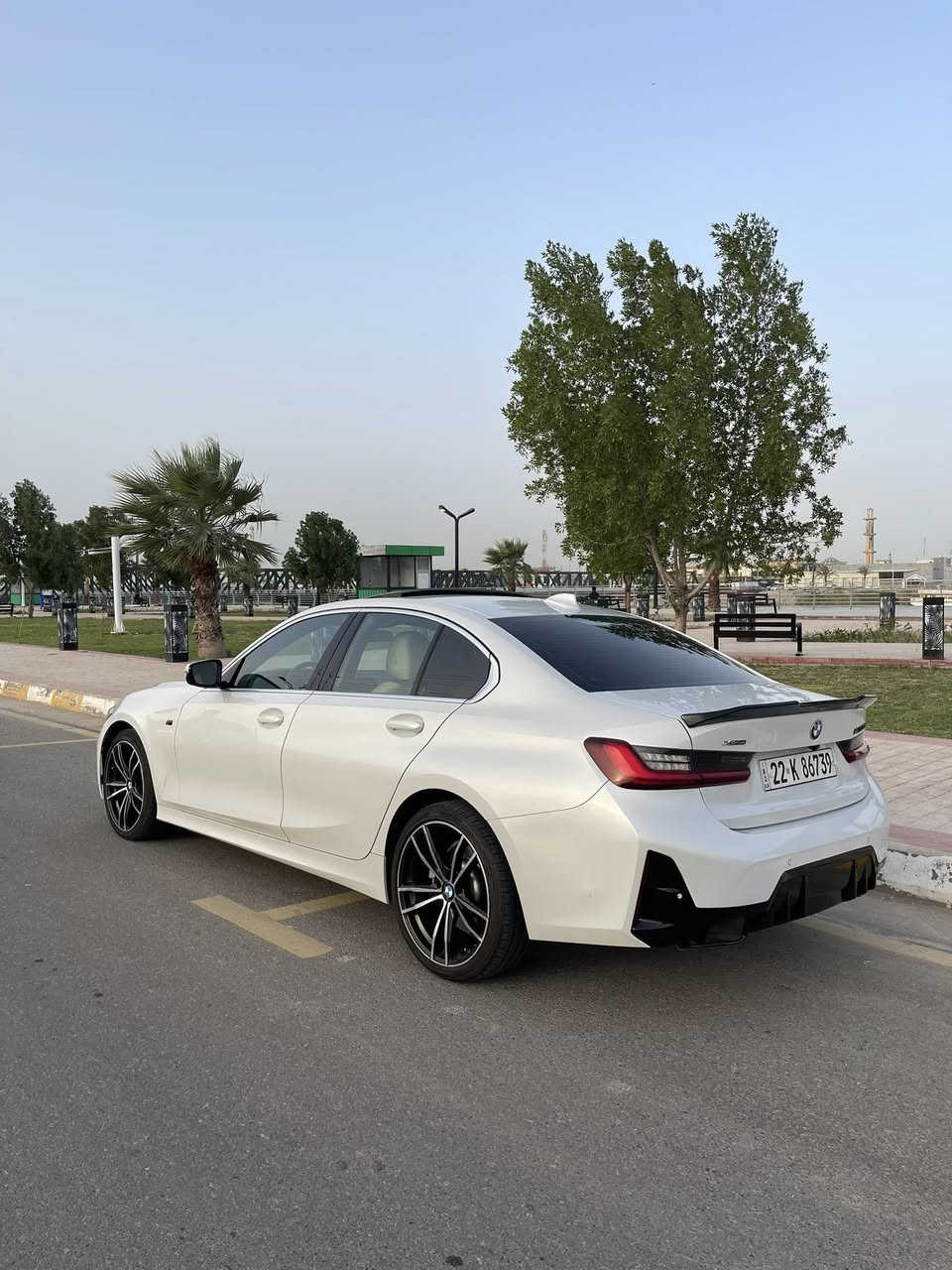 330i //2022/فول مواصفات الحادث موضح بالصورة جميع الايرباكات سليمه والدواخل السيارة مابيها مصرف ماشيه 70الف مايل //السعر 270 وبي مجال قليل
 للتواصل رقم فقط ***********
