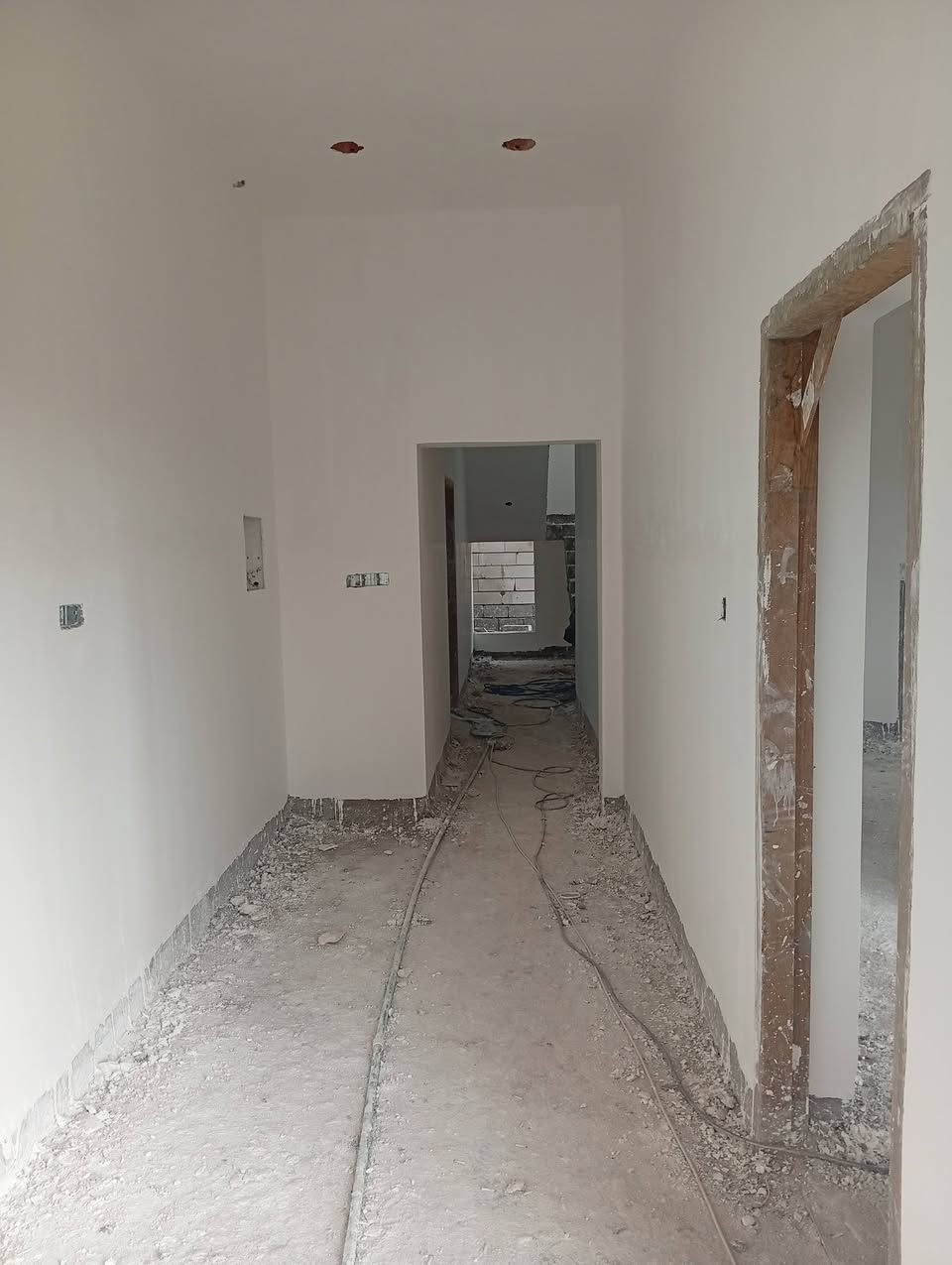 السلام عليكم خلفه بياض بورك واجص اشتقل في البصره فقط ***********
