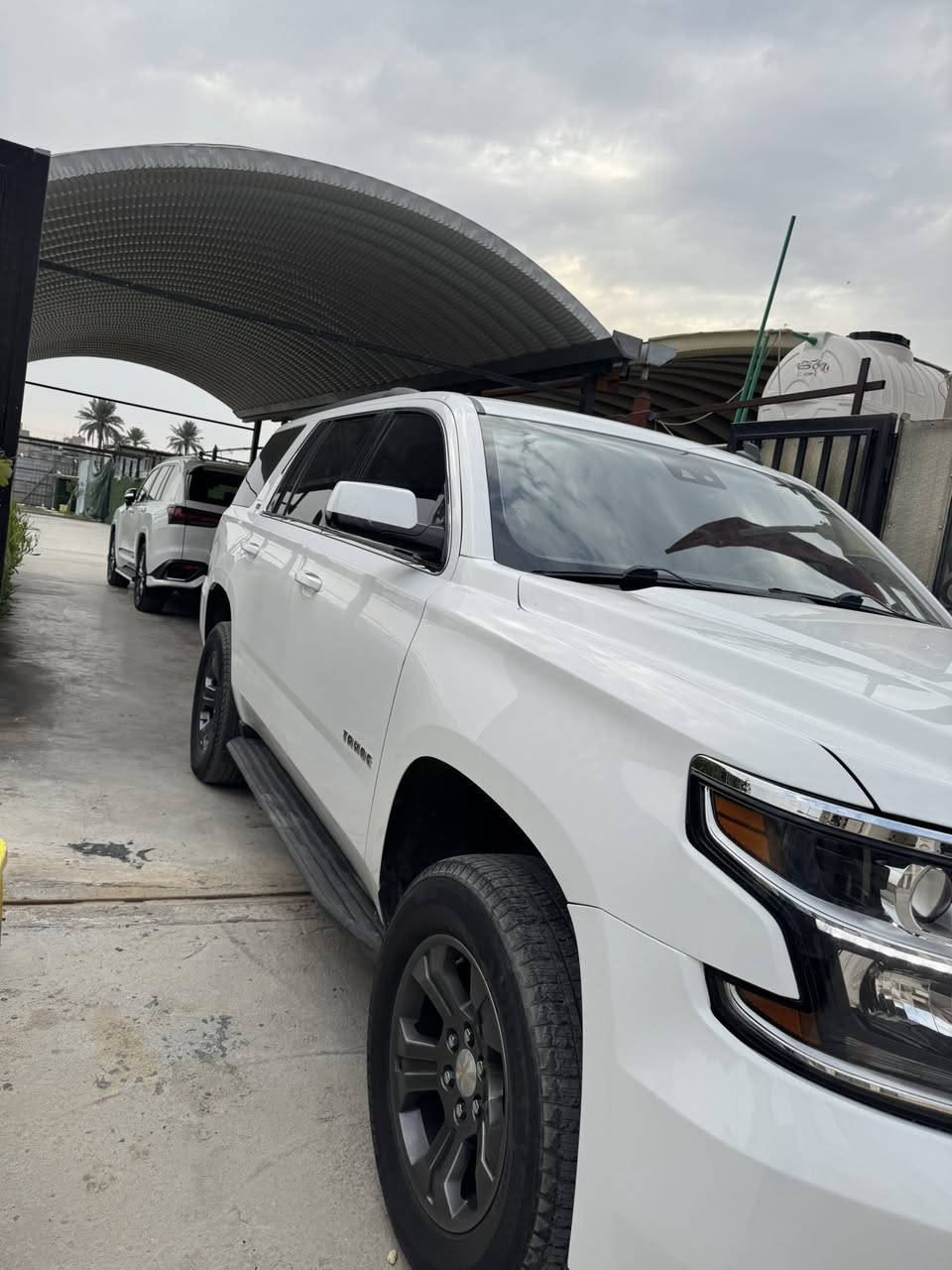 اسلام عليكم 
تاهو أدوات  نضافه فول 
كص قماره
دخول جديد
الموديل: 2015 
المواصفات 
LTZ  فول فول 
مقاعد جلد 
داخل عسلي 
ويل كب كروم 
 
———————————
أدوات أدوات ادوات
———————————
السعر 130 ويه مجال 
 
اي استفسار لتصال
***********
‏‬‏
مكان السياره بغدااد
