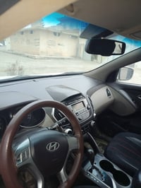 سلام وعلیکم تۆکسۆن 2013 یەک چاملغی سەکن بۆیاغە مەکینەی کراوەتەوە بەس ج...