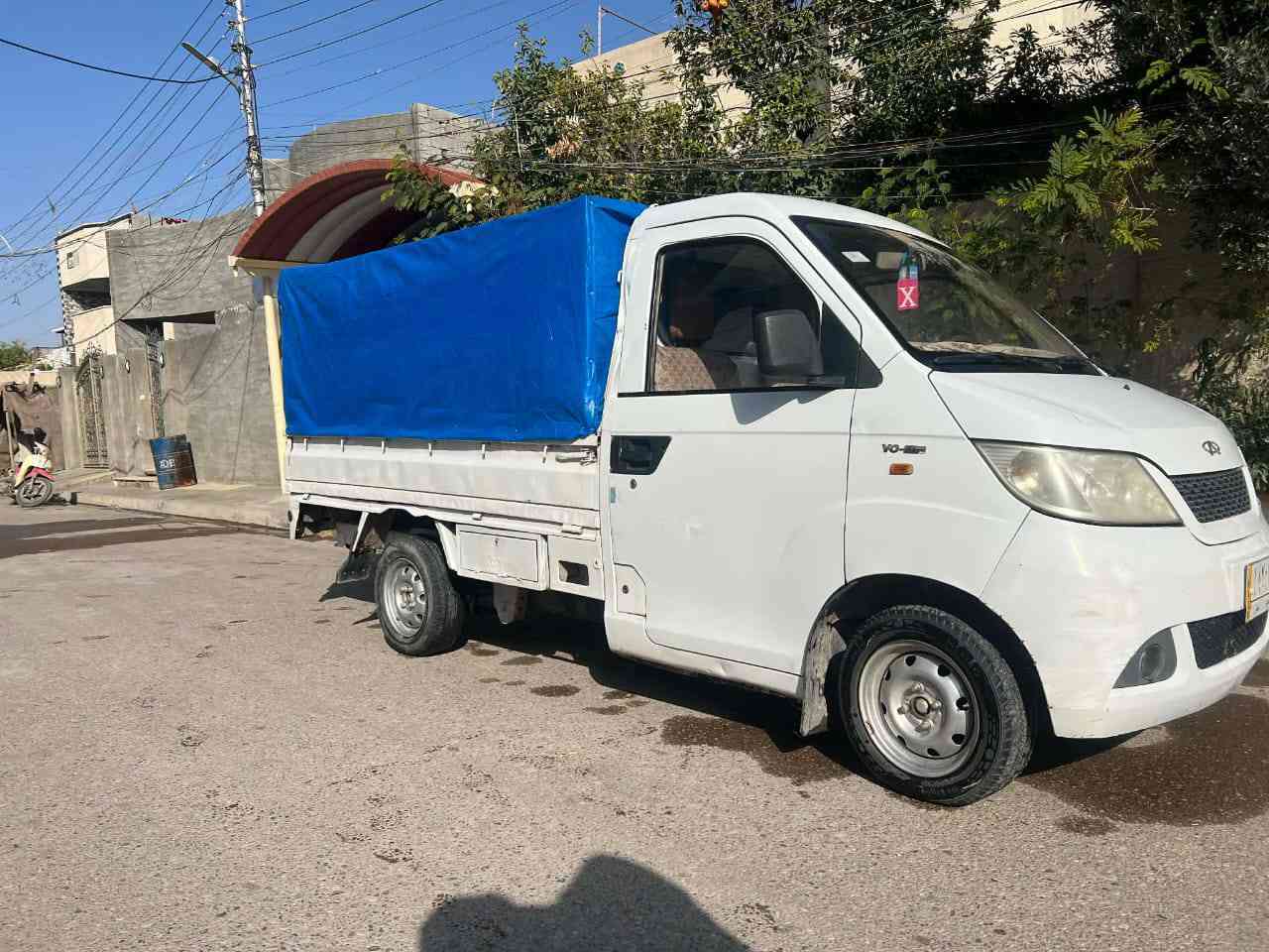 2012 موديل 
تحول مباشر 
السيارة جاهزه من كلشي 
السعر 35 ورقه  وبيه مجال حك الجيه
العنوان صلاح الدين بلد 
***********
