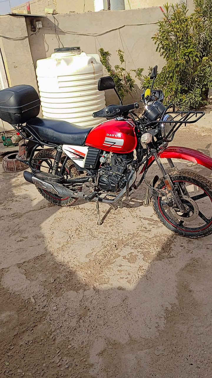 السلام عليكم شباب دراجة دا يوان البيع موديل 2023شهر 7مكفولةمنكلشي مامفتوح برغي منيمهة  اليريدهة خادم رقم ***********
