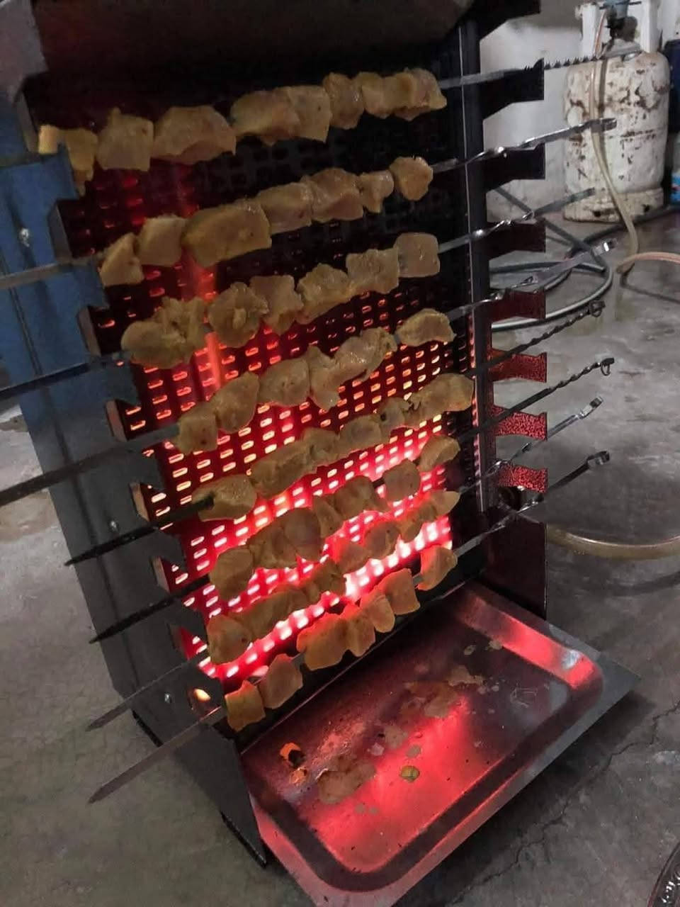 عروضنا تهز الكاع 😍
وبأسعار تنافسية 
عرض خاص 😍😍عرض خاص 😍

شواية غازية تركية الاصلية 
شوايه غازيه يعمل على غاز المنزلي تكدر تستخدم في البيت او بالحديقة اوسفرات 
يشوي كل مشويات/ تكه/ كباب /الاجنحه/ سكف سمك /دجاج

السعر ب 💥35💥 الف 😍🥰
توصيل مجاني لكل محافظات العراق 🚚🚚
للحجز والاستفسار مراسلة الصفحة 📲📲❤
غيرنا كثير ومثلنا نادر 💪👍💯


**إذا كنت صاحب هذا الإعلان وتريد حذفه لأي سبب، رجاءا أرسل رسالة إلى الدعم الفني**