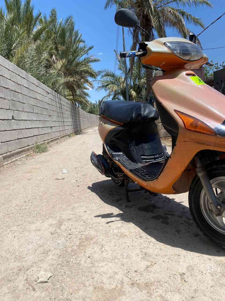 دراجه فورتي  نضيفه للبيع السرعه 140 السعر260وبيه مجال متواجد هنانه او هاذ رقم ***********
